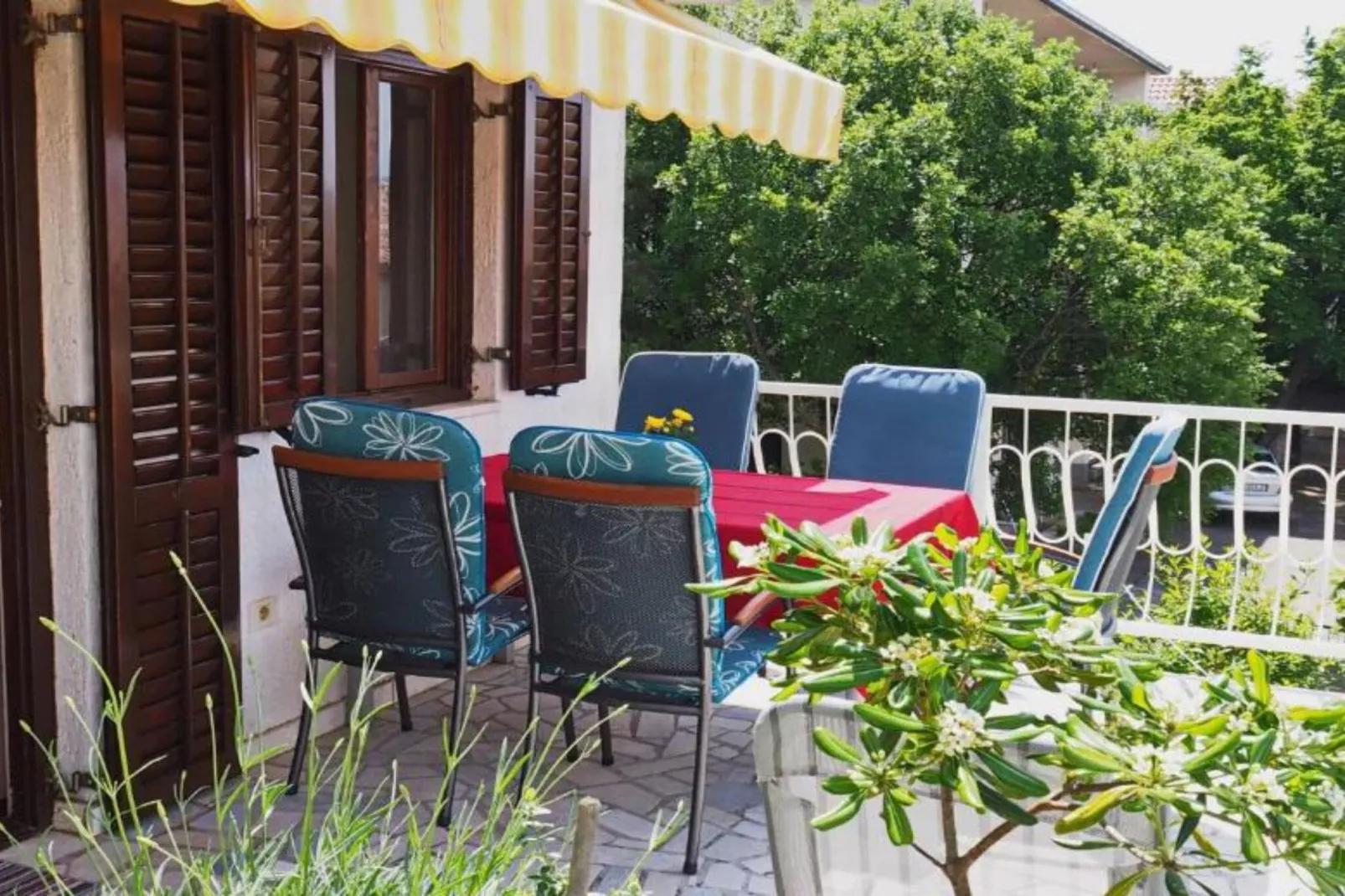 One-Bedroom Apartment With Sea View (A)-Terrace balcony