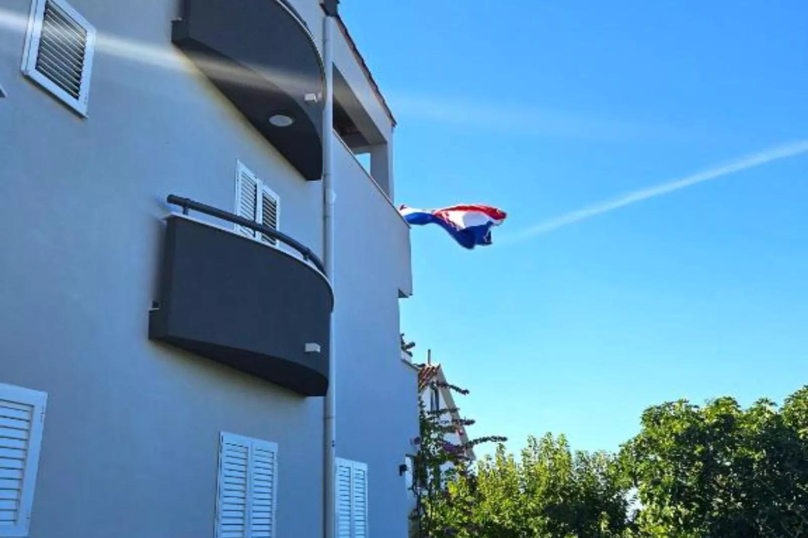 One-Bedroom Apartment With Garden View-Outdoor