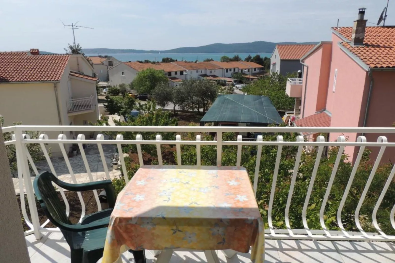 One Bedroom Apartment (A2)-Terrasse/Balkon