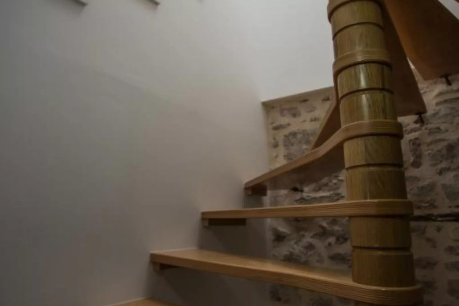 Apartments Stone House Murter - Two Bedroom Apartment with Terrace-Escalier