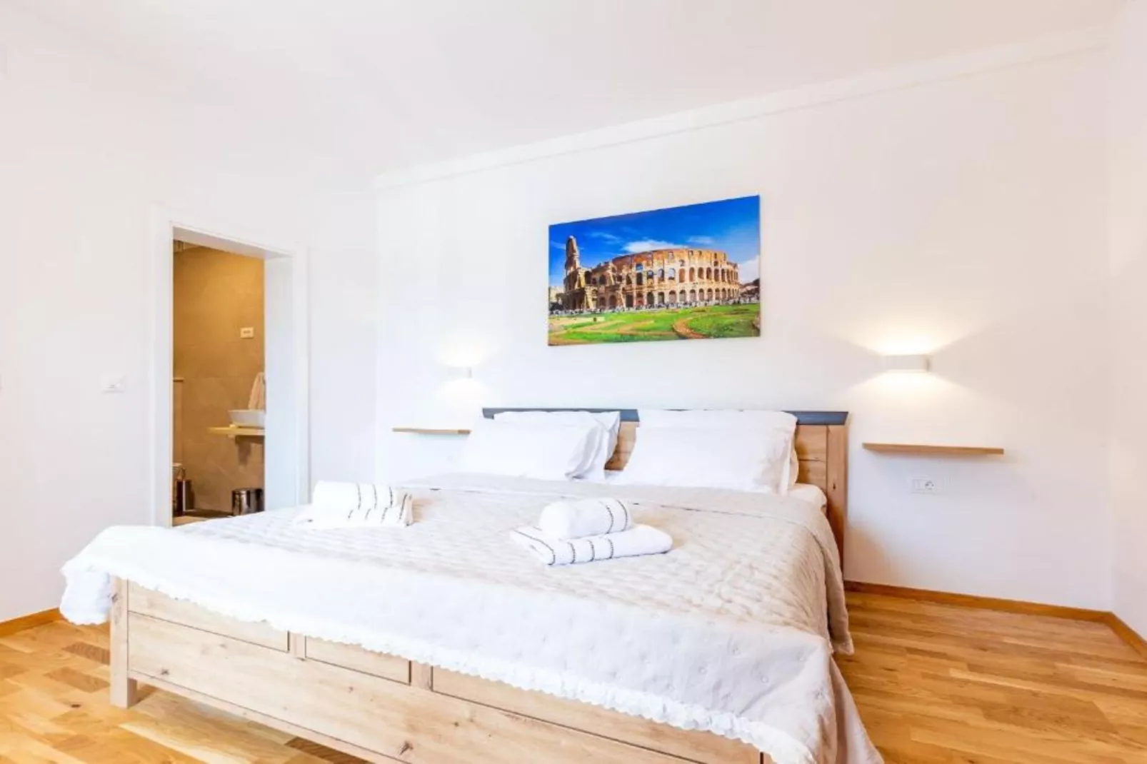 Peaceful Murvica Villa Pool, Garden, and Modern Comfort - Two Bedroom Holiday Home with Private Pool-Chambre