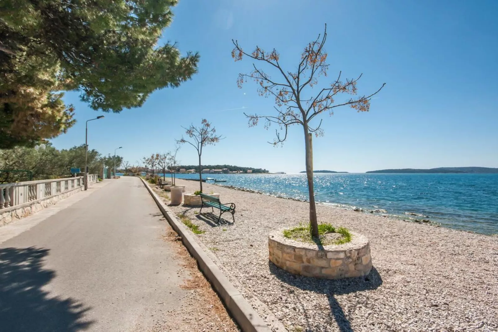 Apartment with Terrace and Sea View Brodarica - Two Bedroom Apartment with Sea View-Aussicht