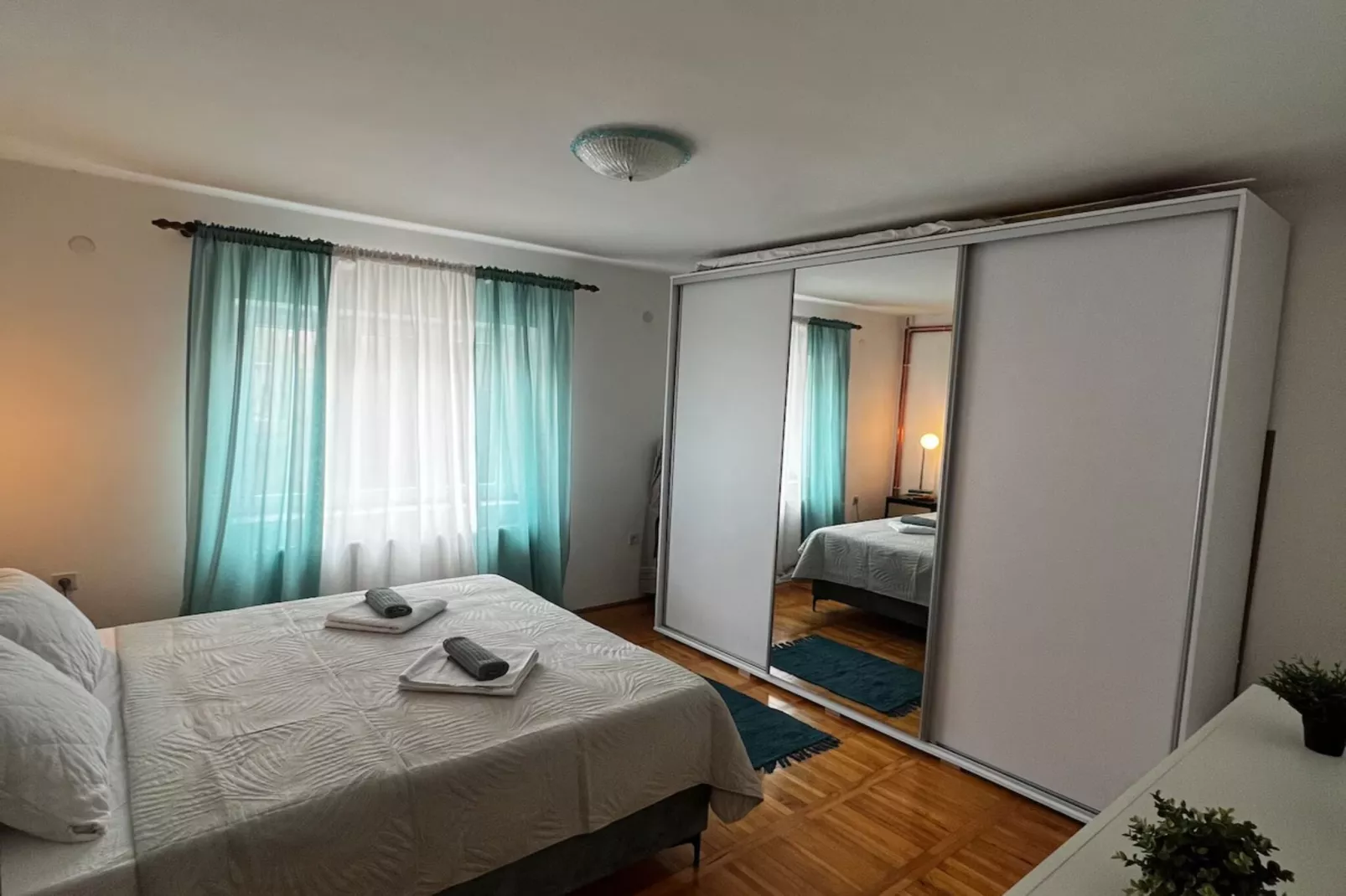 House Burić - Two Bedroom House-Esszimmer