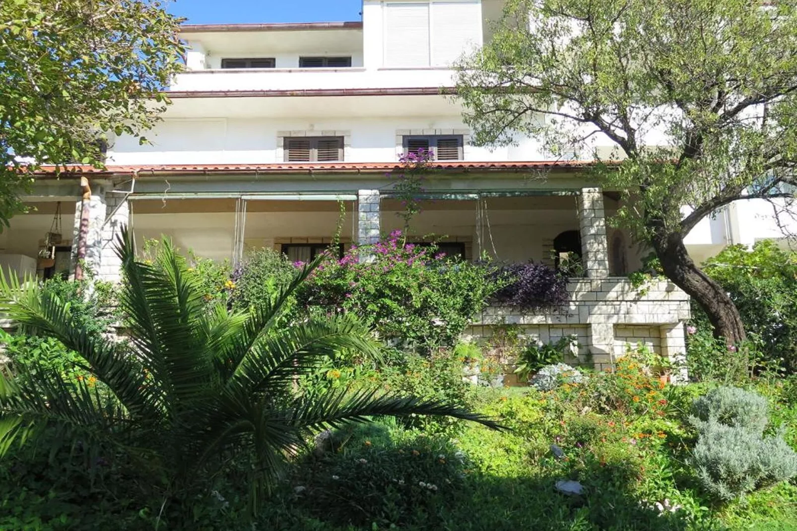 Rab Diving Mirko - One Bedroom Apartment with Sea View (4) - Outdoor