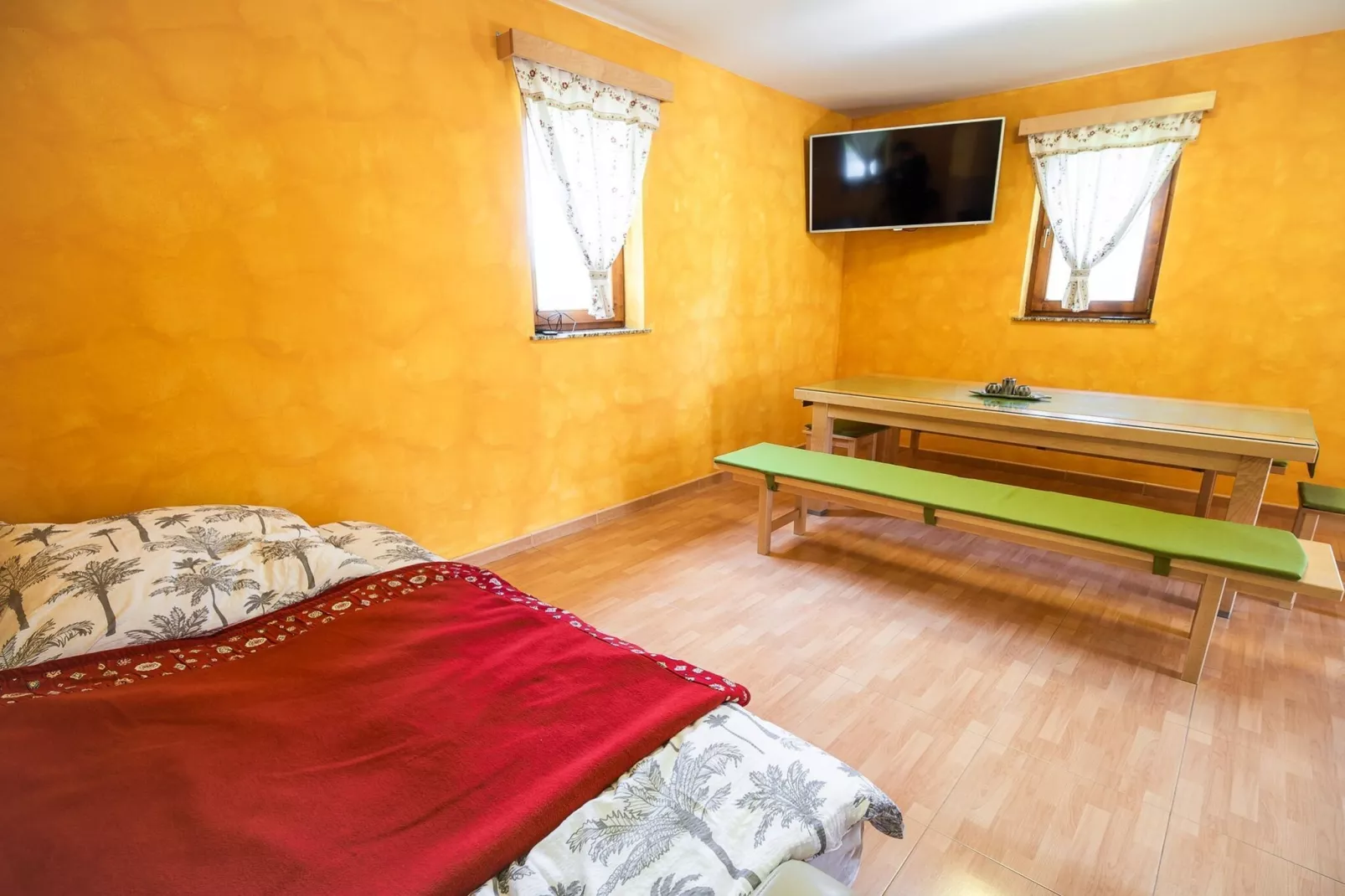 Golden Horizon Holiday Home with Terrace and Garden - One Bedroom Holiday Home with Terrace and Garden-Cuisine