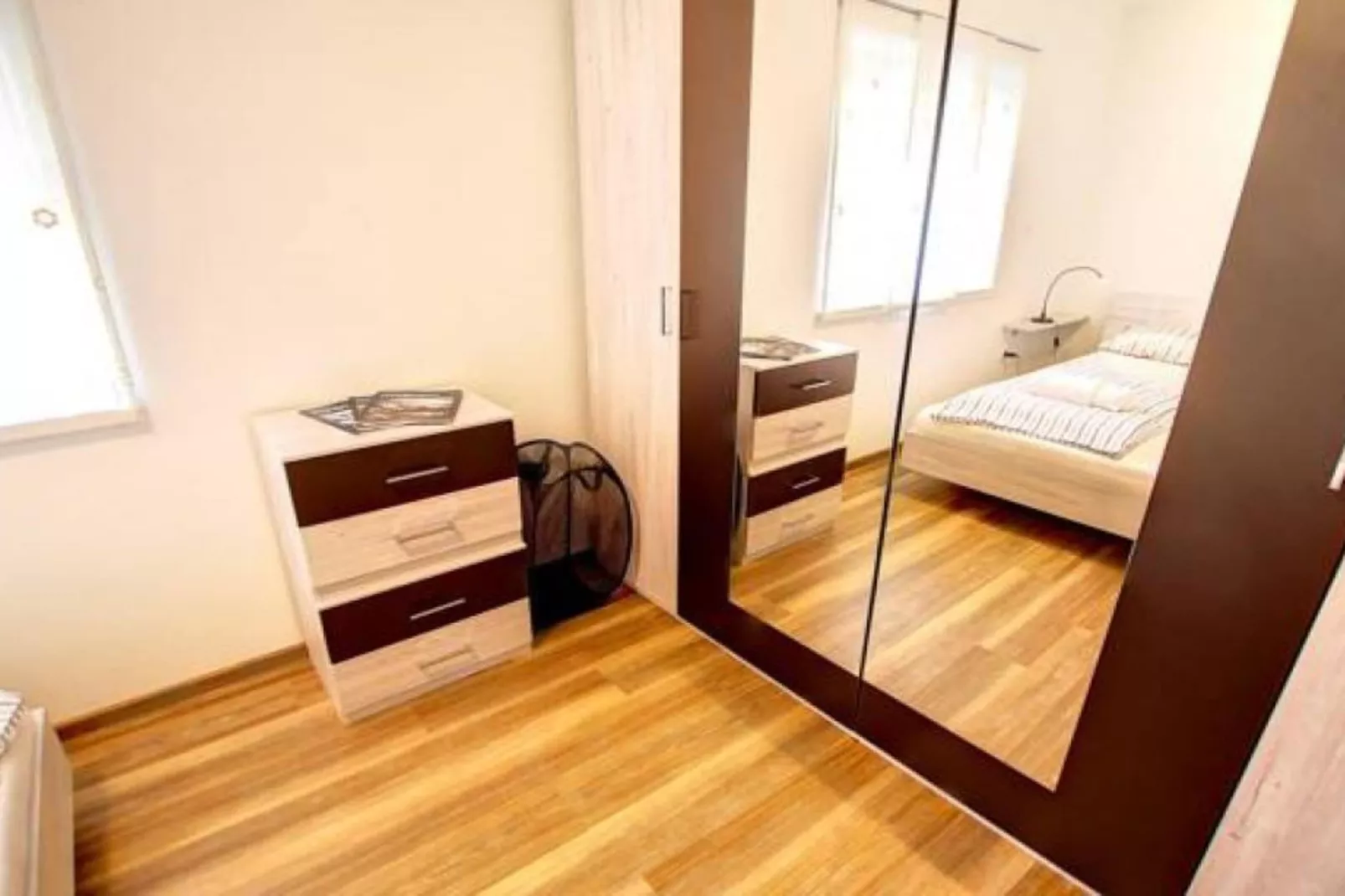 Stylish Retreat with BBQ and Modern Amenities near Terme - Three Bedroom Apartment-Bedroom