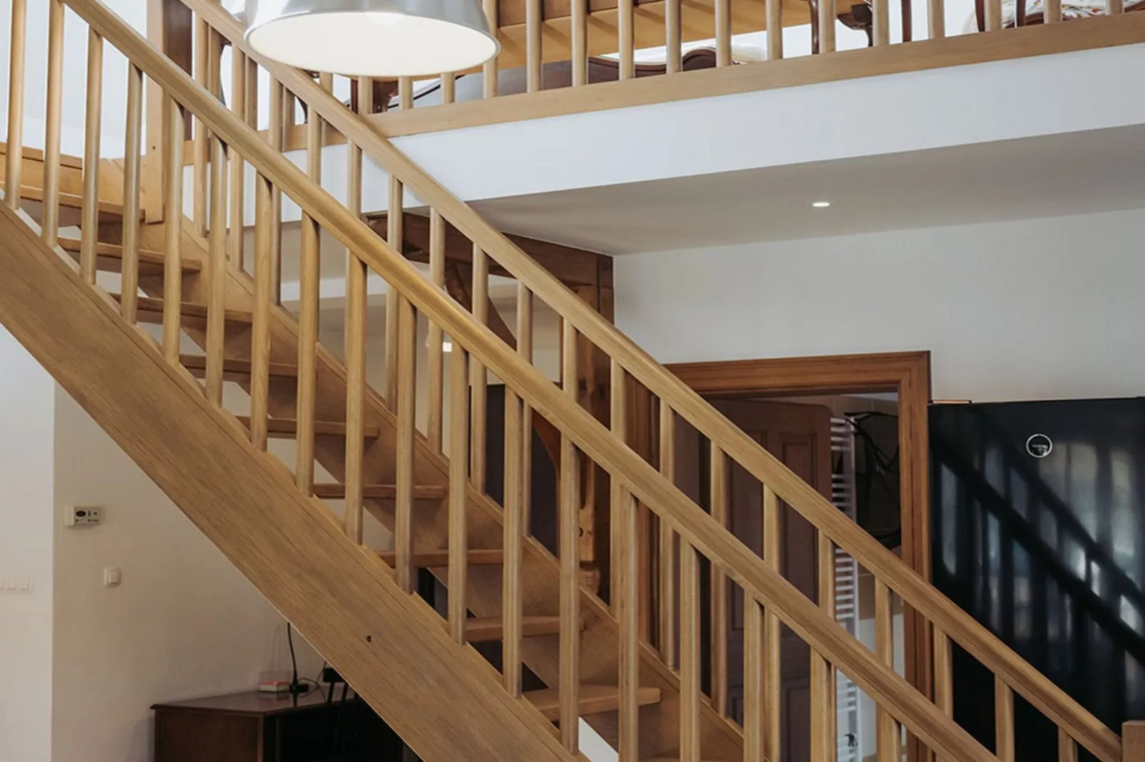 Enchanted Misty Valley Cottage Apartments - Comfort One Bedroom Apartment (owner 4)-Treppe