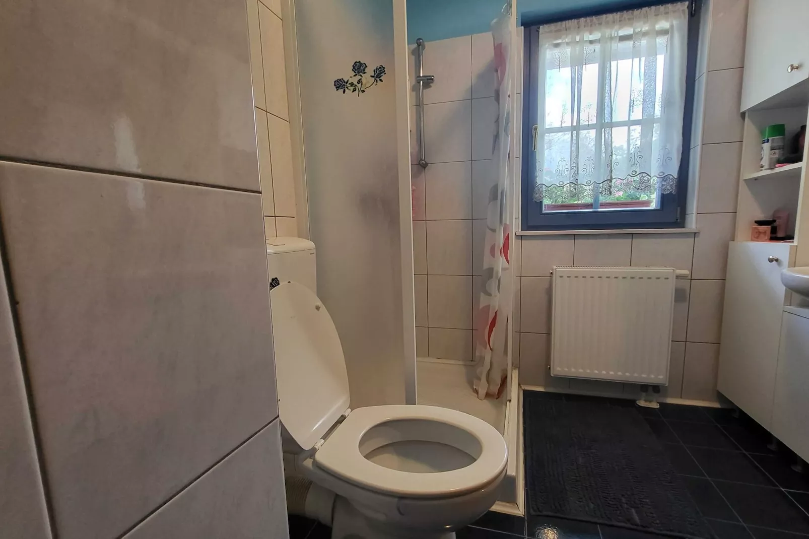 Bovec Comfortable Apartment with Mountain View - One Bedroom Apartment with Mountain View-Badezimmer