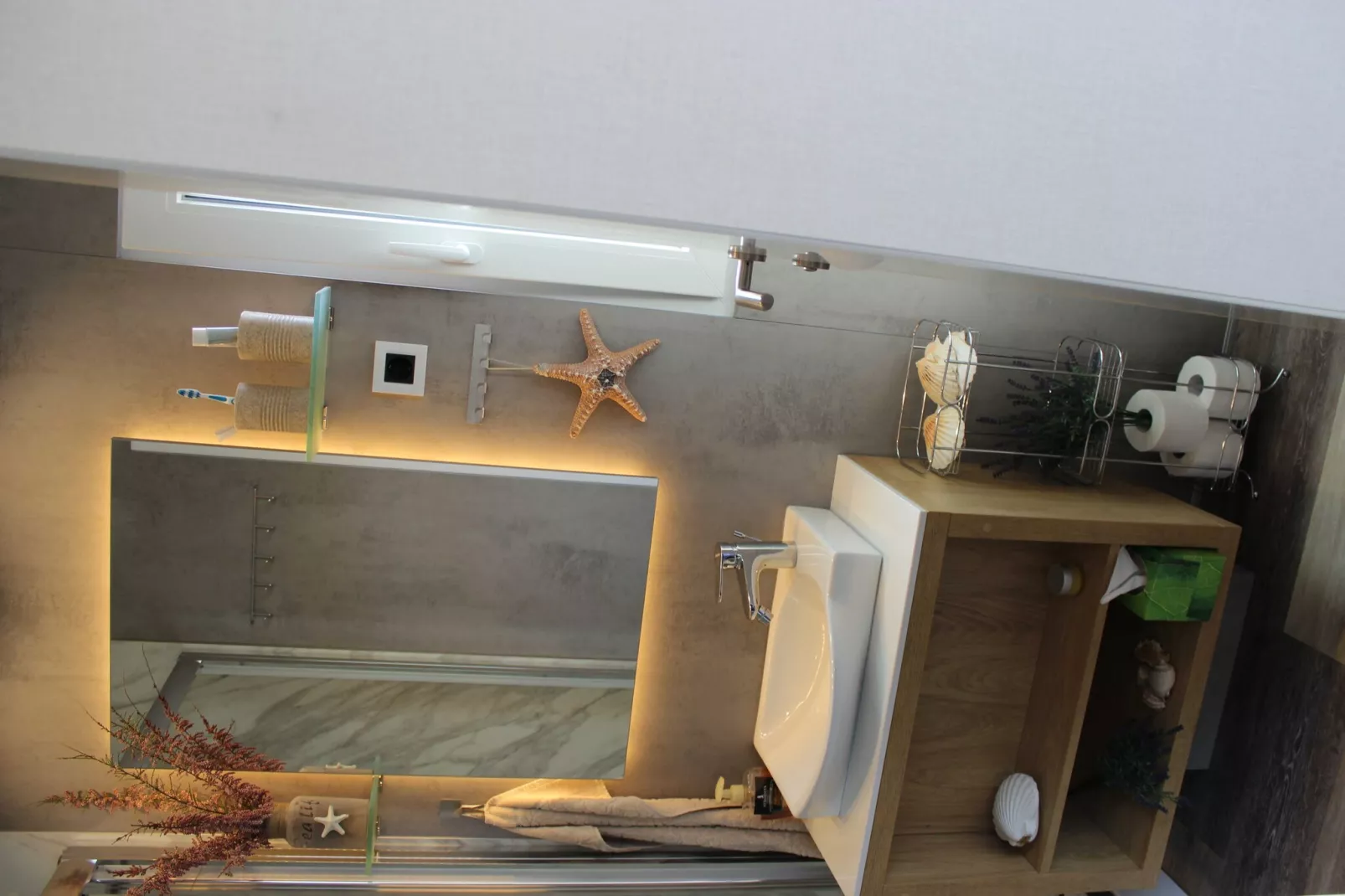 The Seaborn Residence - Two Bedroom Floating House-Bathroom