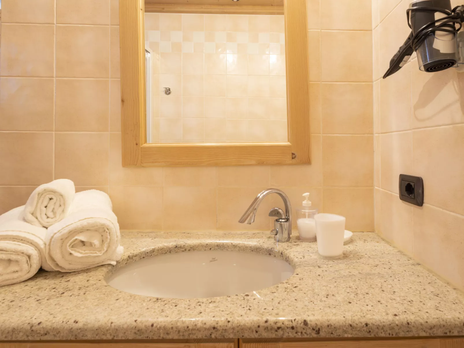 Residence gli Scoiattoli-Inside