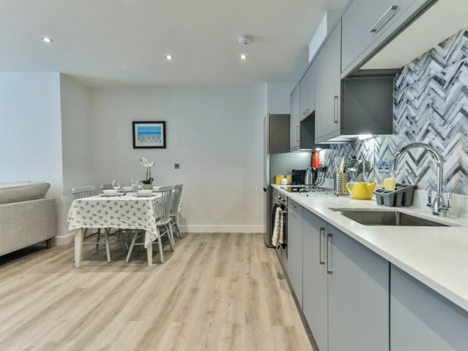 No.15, Belle House-Inside