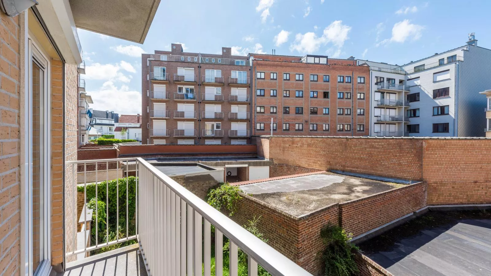 Guernsey eerste-Terrace balcony