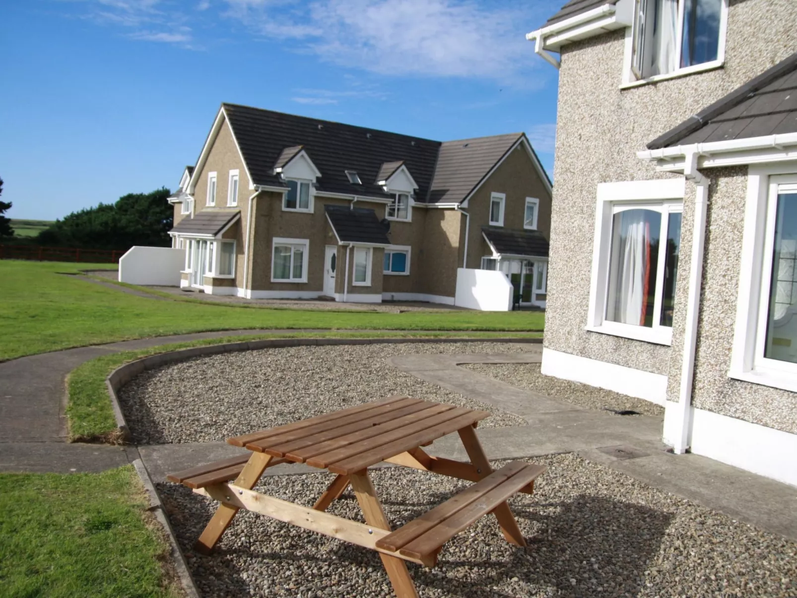 Moore Bay(TR4) HH No 14A-Dehors