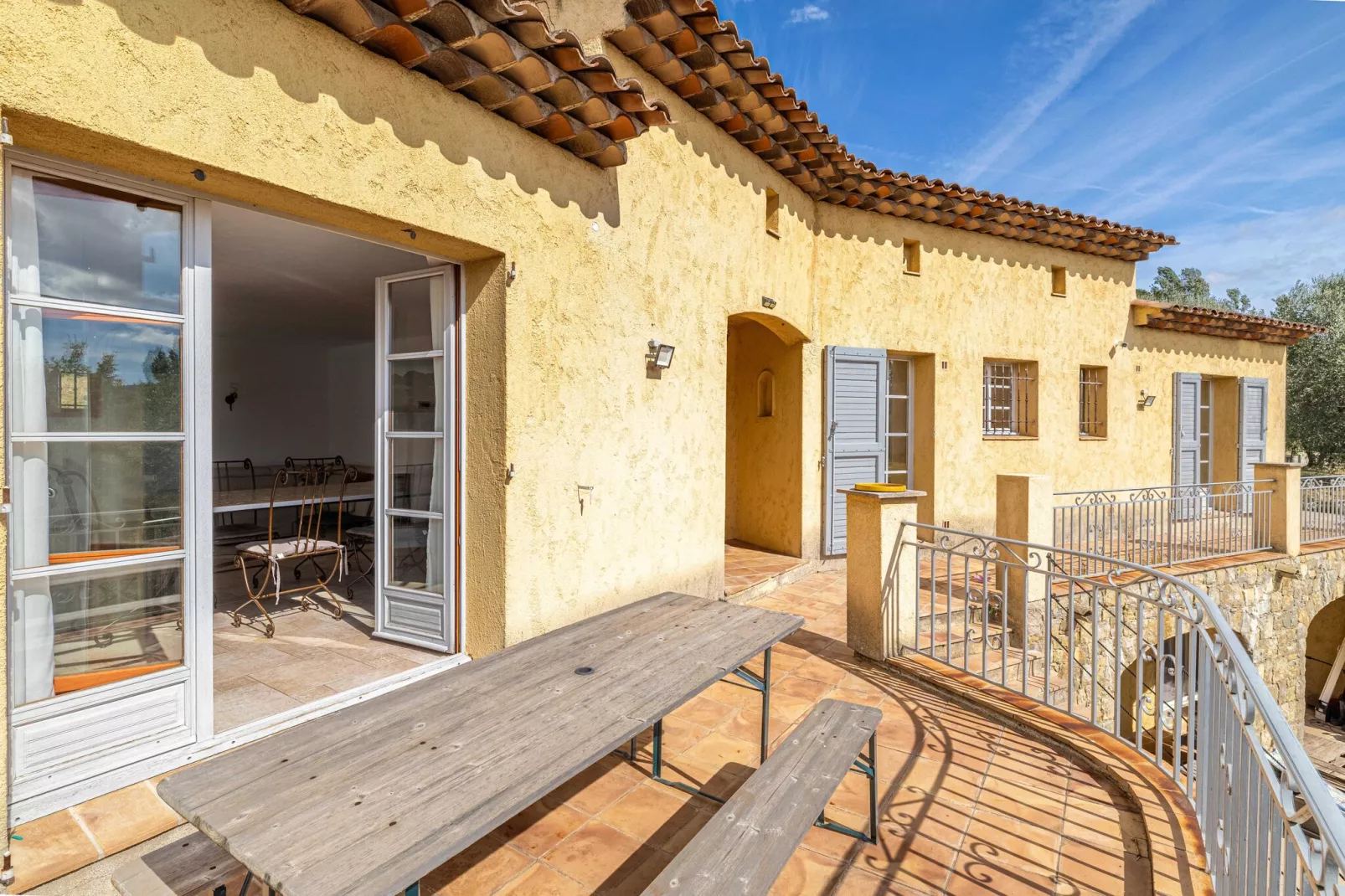 YJ-153-VEYANS-Untagged