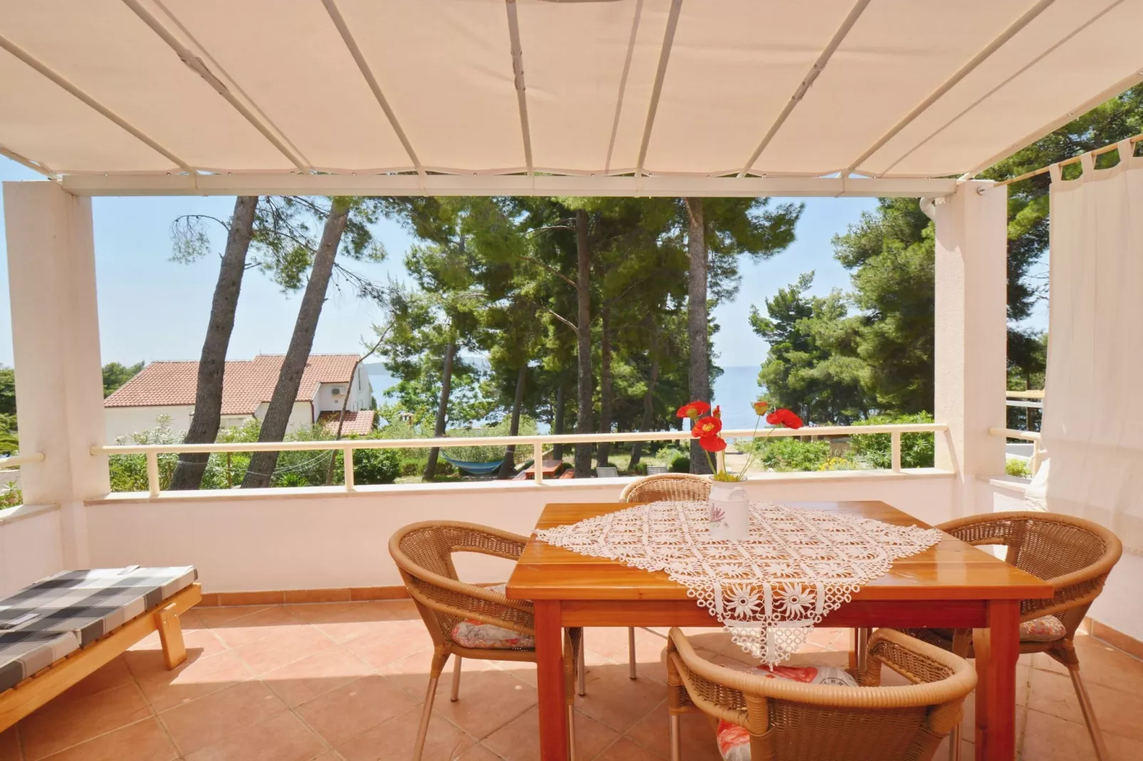 Seafront Apartments Deveron - One Bedroom Apartment  with Balcony and Sea View (Zavala)-Terrace balcony