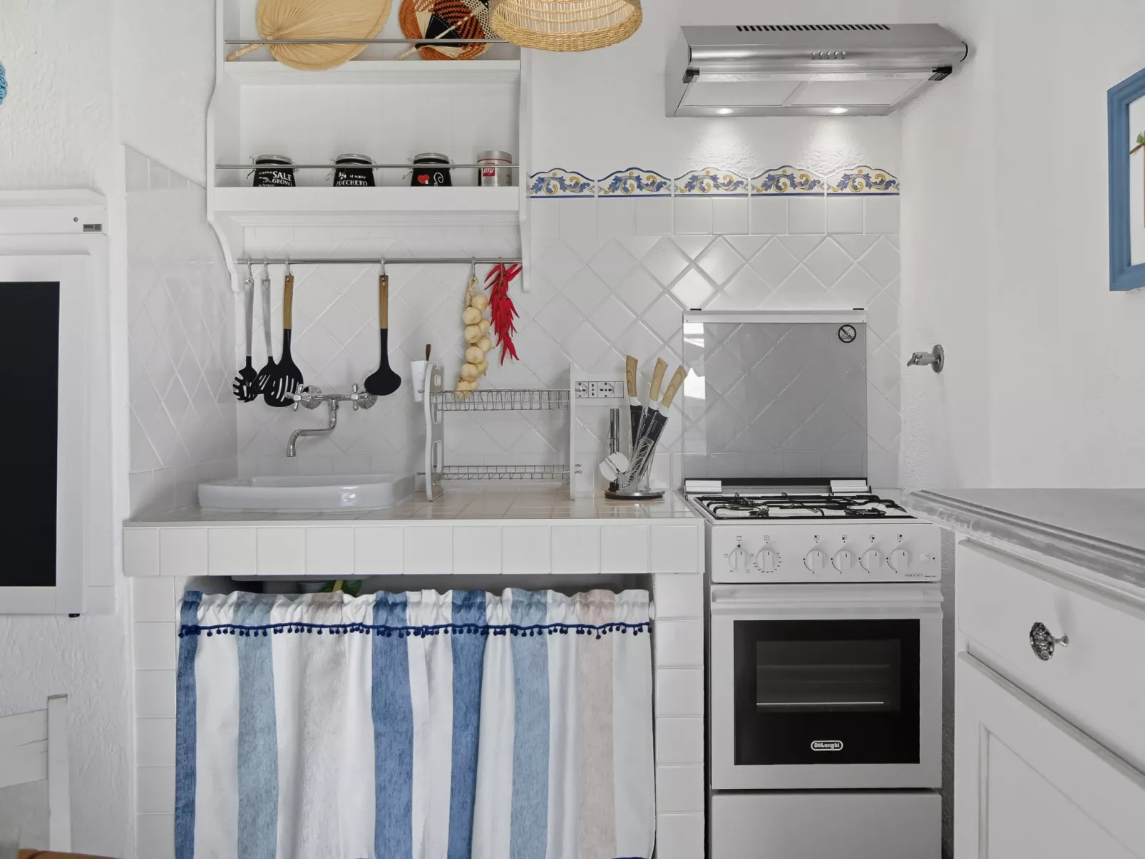 Iris 5, Terza Spiaggia-Inside