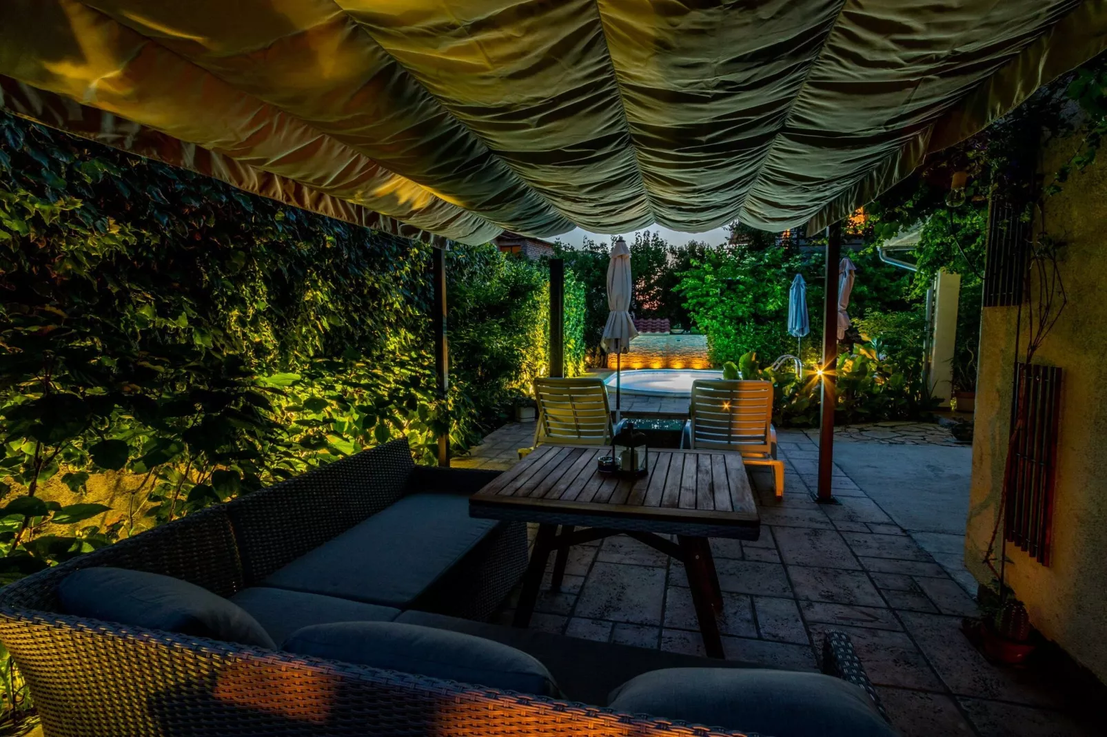 Two-Bedroom Holiday Home With Pool-Im Freien