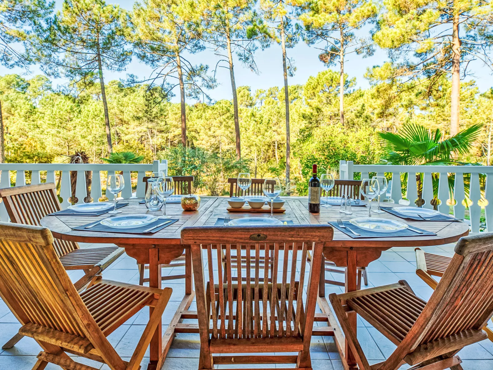 Atlantic Green-Outside