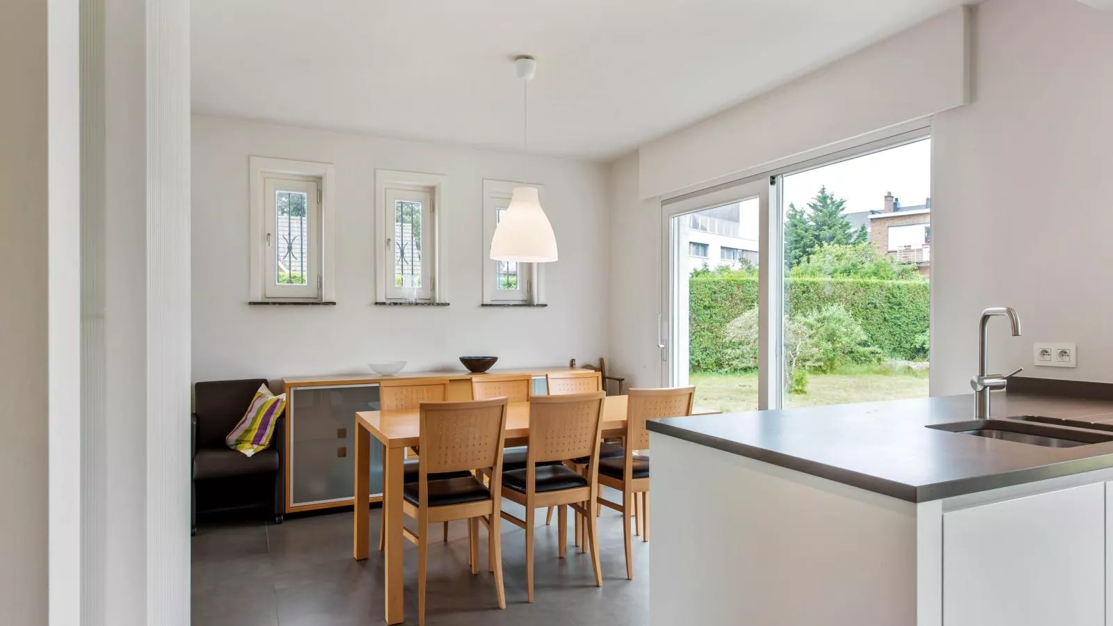 Chez Nous-Dining room