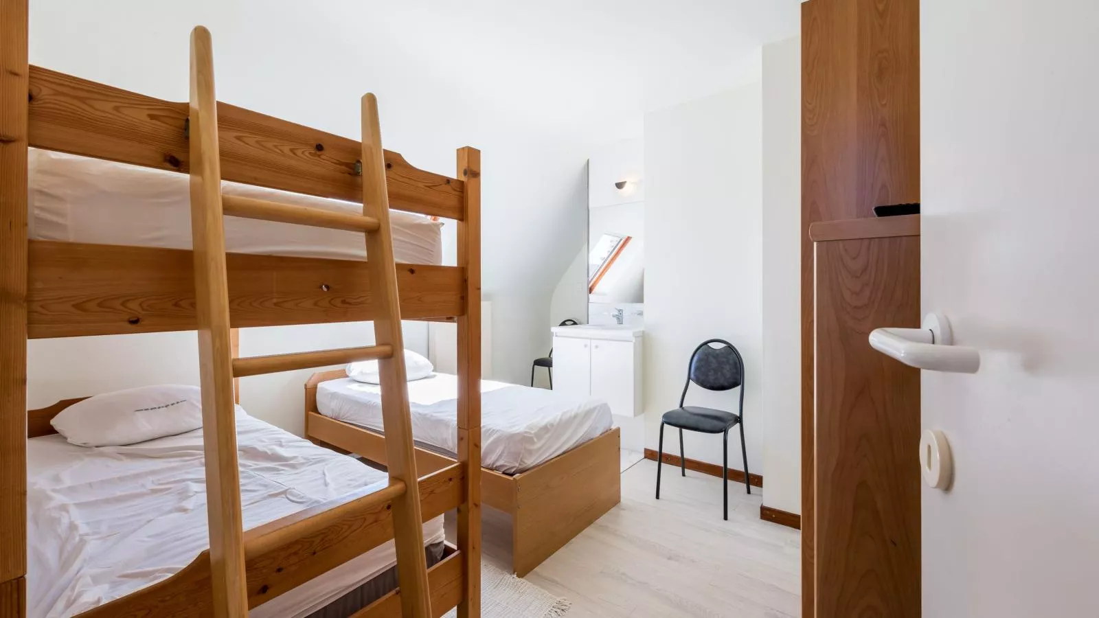 Aubépine troisième-Bedroom