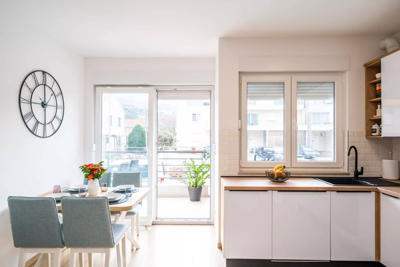 Apartment Zoric - Two Bedroom Apartment with Balcony-Kitchen