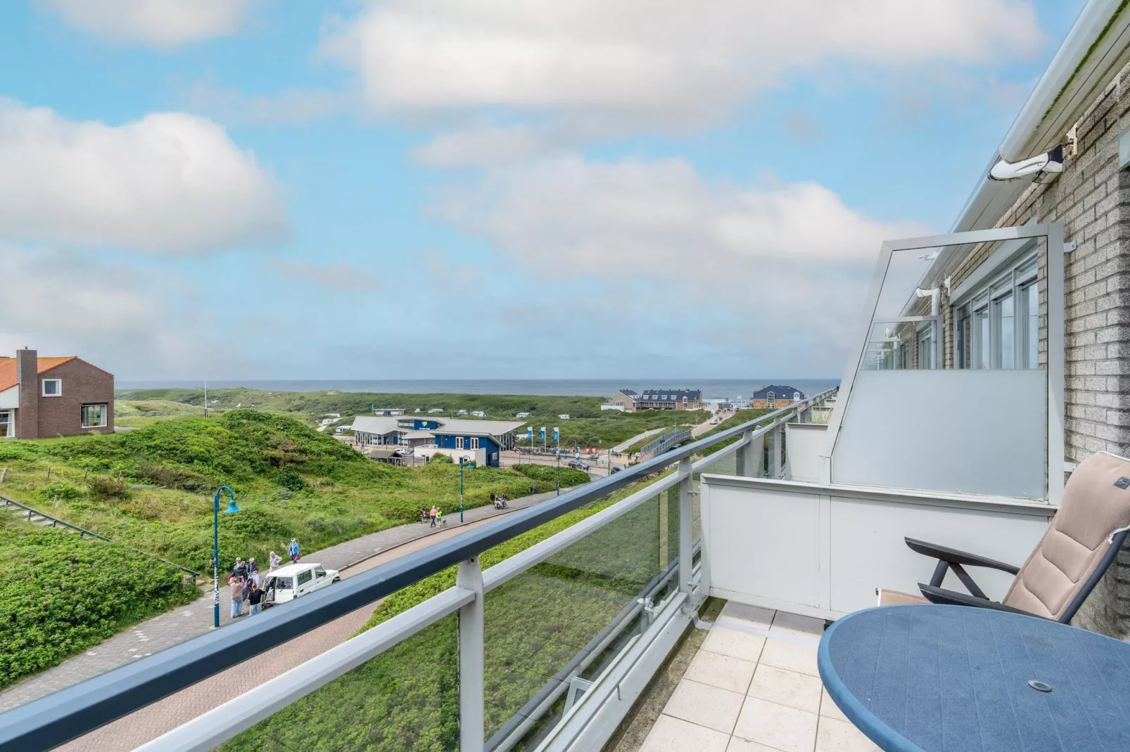 Juliana 136-Terrace balcony