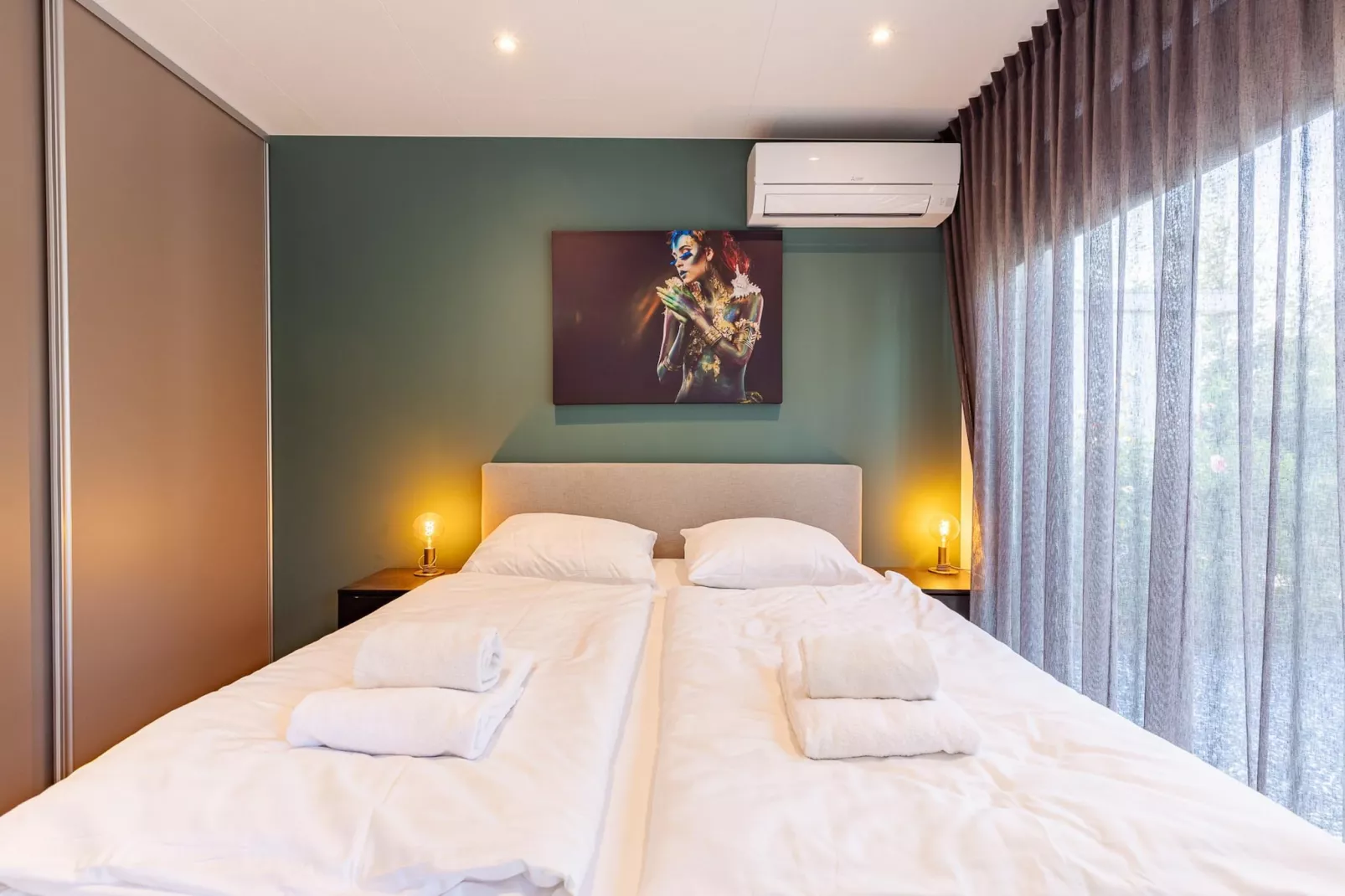 Chalet Julianahoeve | Beachhouse Renesse 2645-Chambre