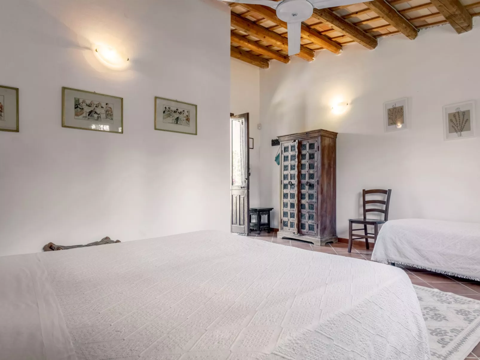Casale Colomba-Inside