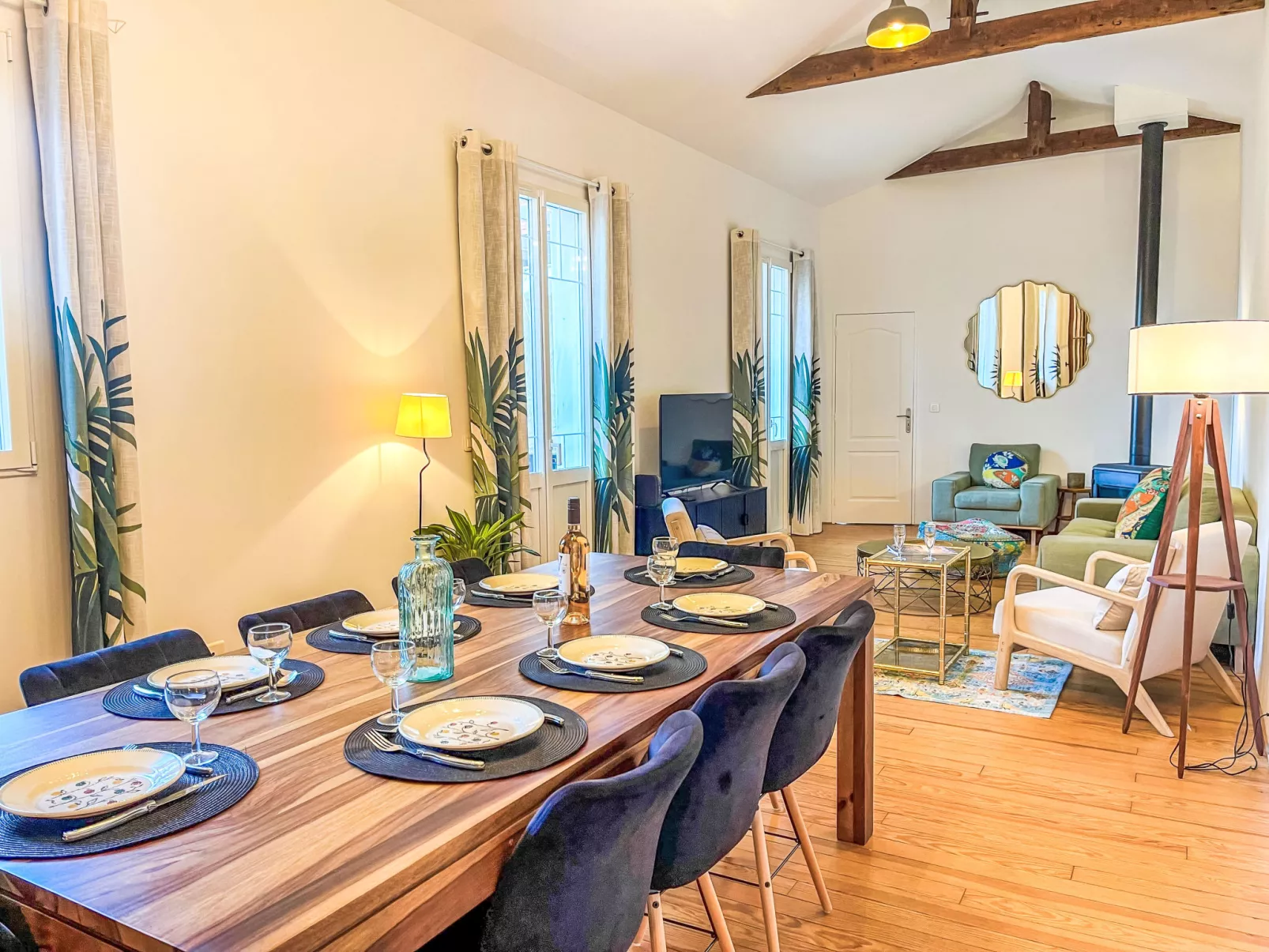 Côté Bassin-Drinnen