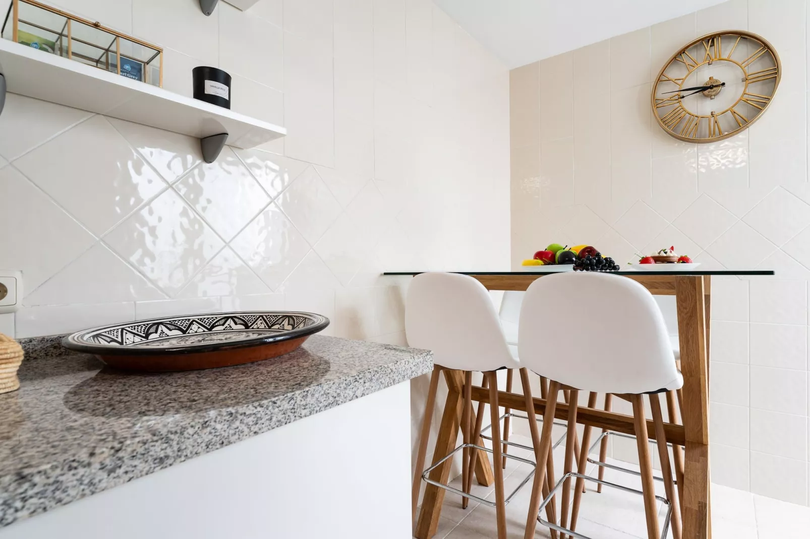 CT 366 - Faro's Silent Dream in Elviria - Marbella-Kitchen