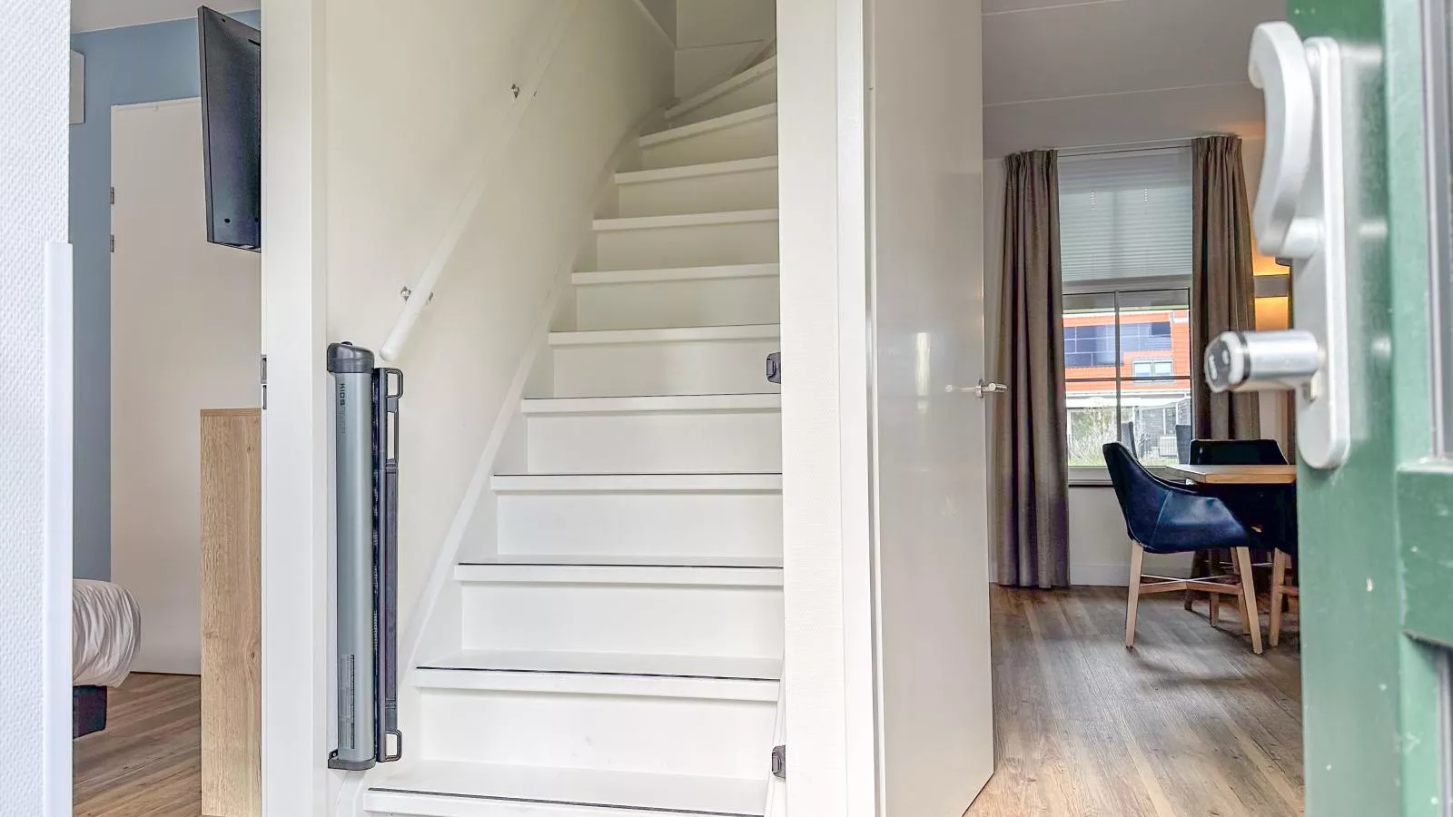 Dune Deluxe 77-Hall & reception