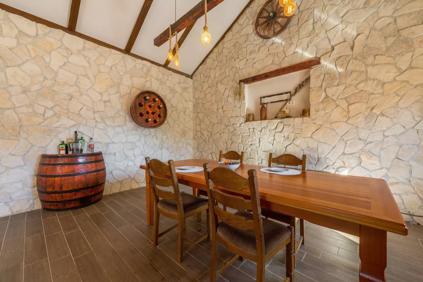 Holiday home Barba-Dining room