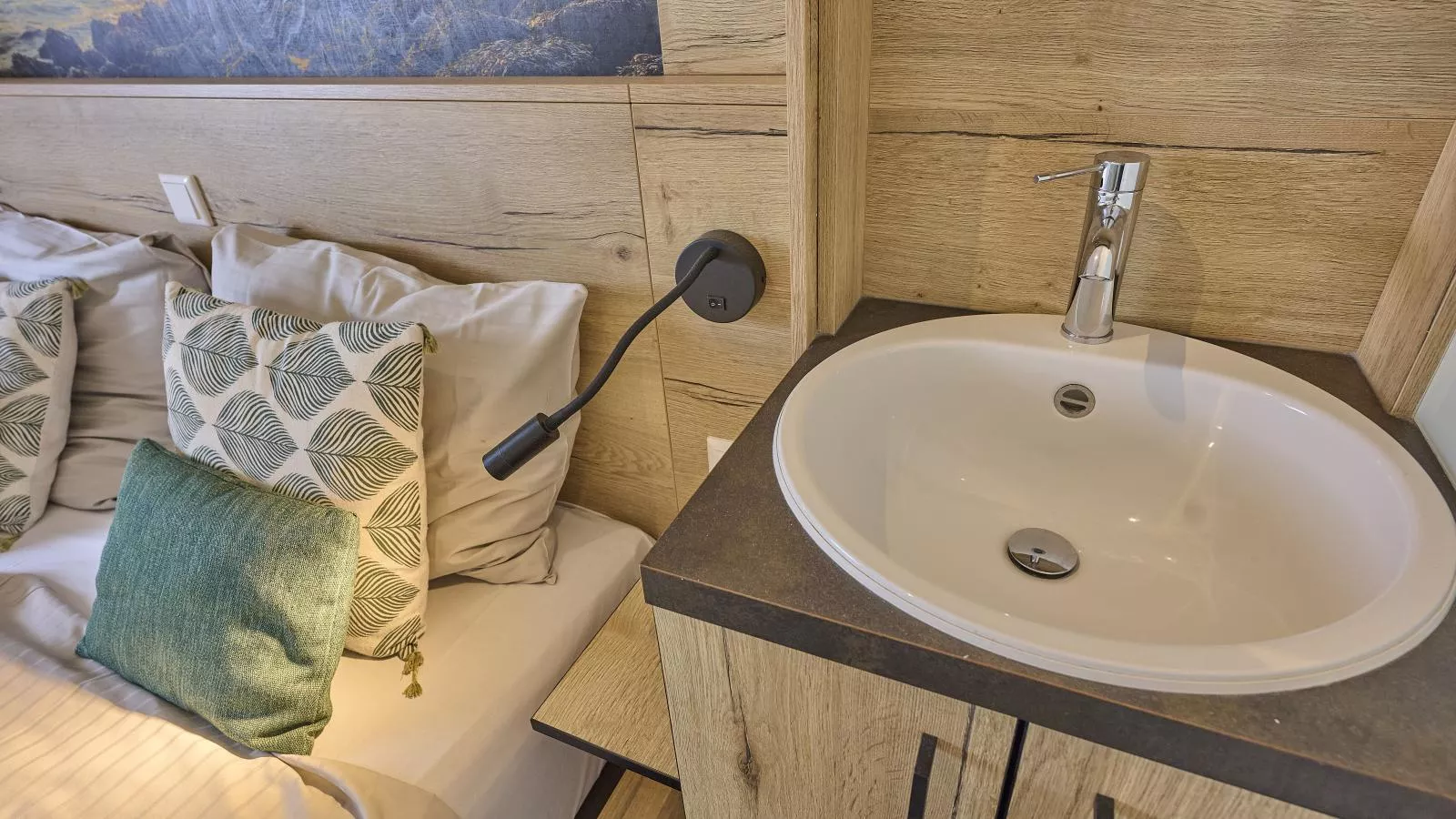 Sauna Zee 27H-Bedroom