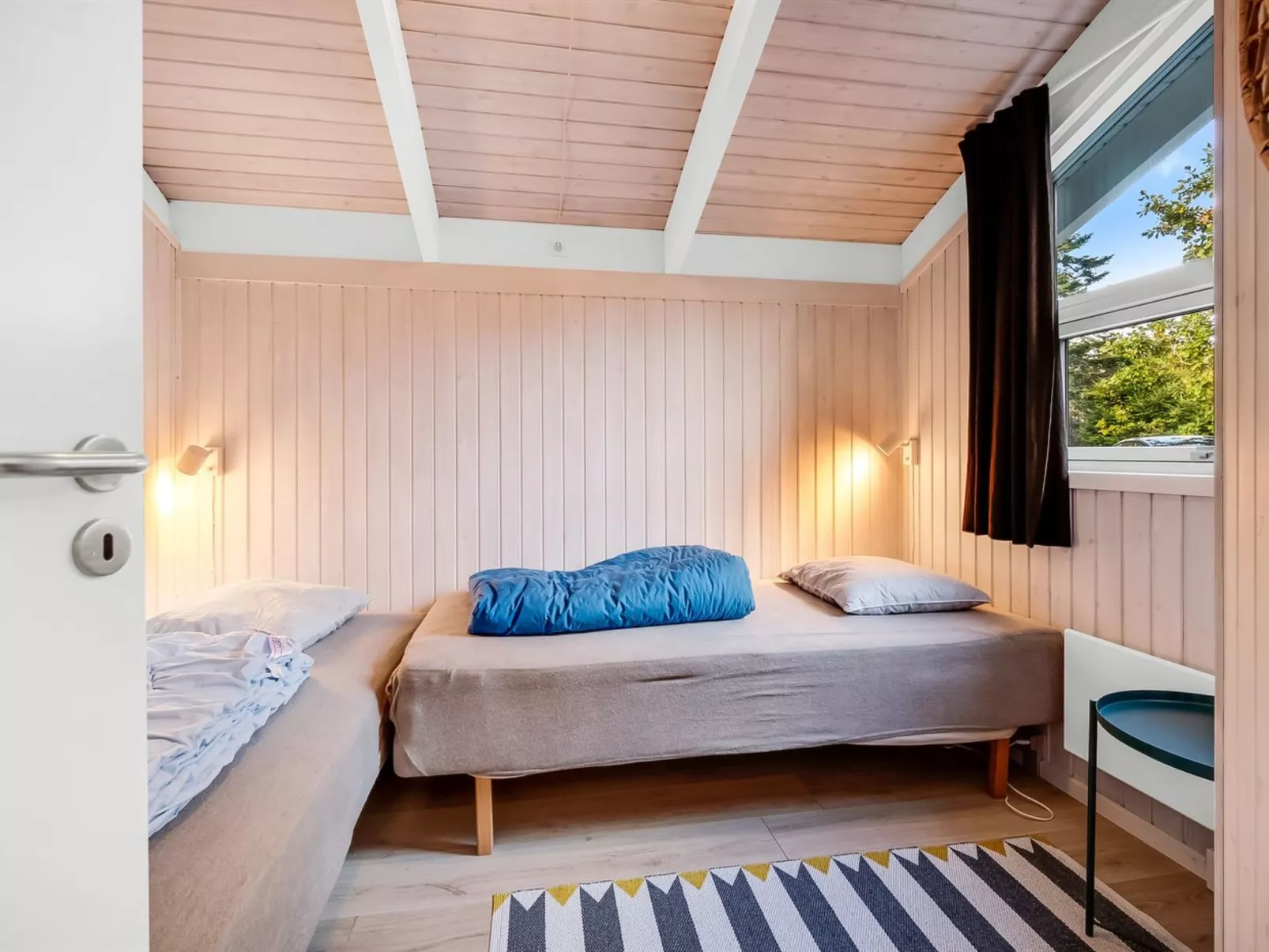 "Edvard" - 300m from the sea-Dedans