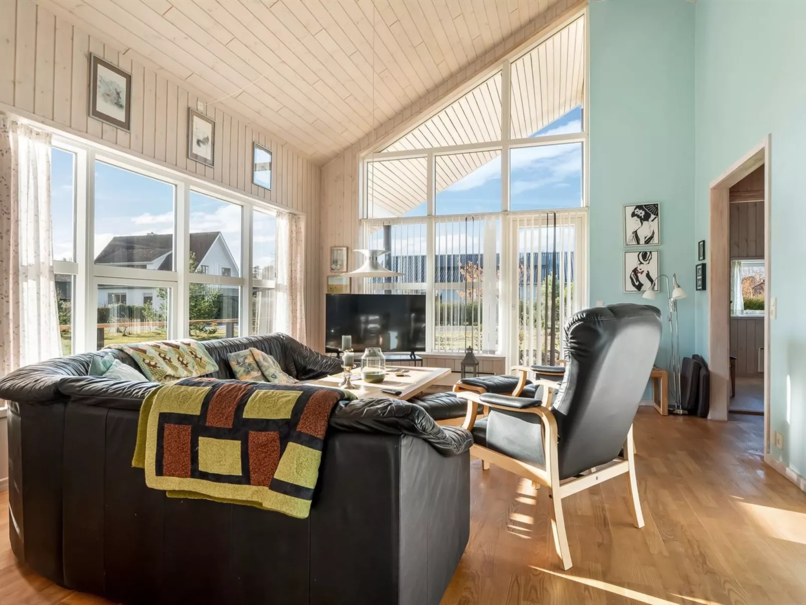 "Tjorven" - 400m from the sea-Inside