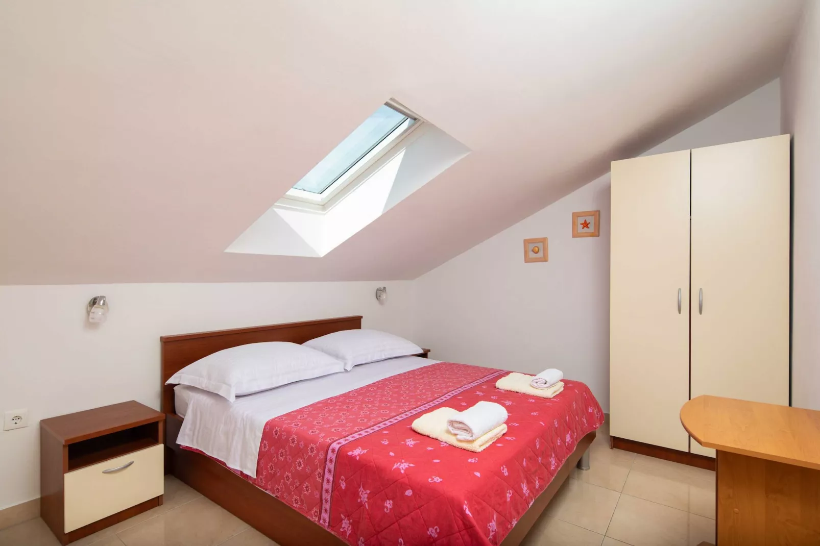 Apartment Bella Vista - Three Bedroom Apartment with Terrace  and Sea View(A6)-Bedroom