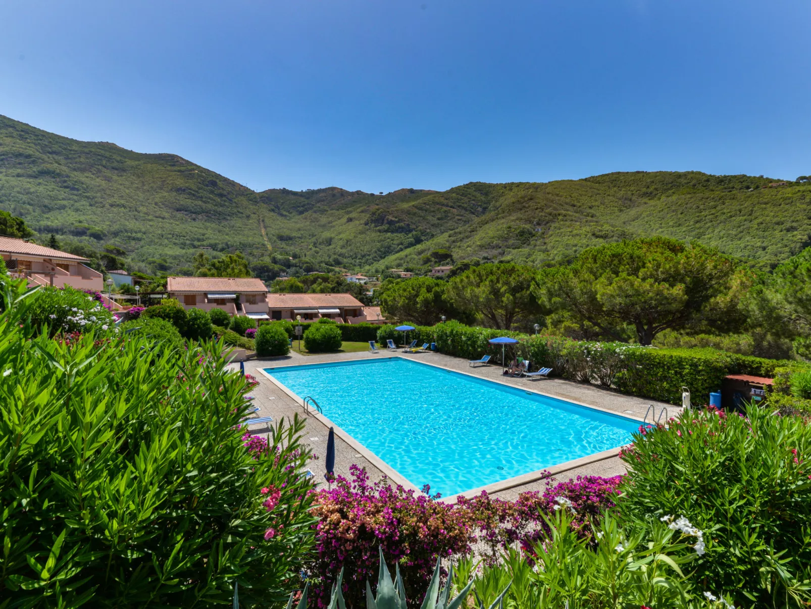 Terrazza Cala Rossa-Draußen