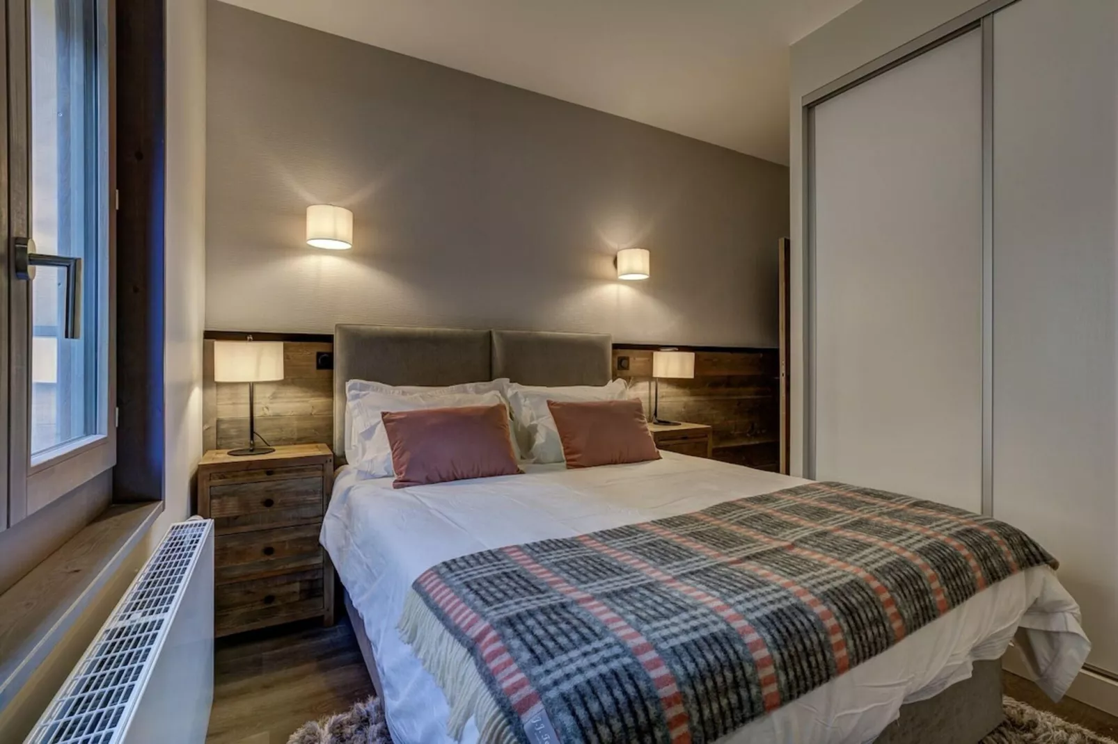 White Pearl C12-Schlafzimmer