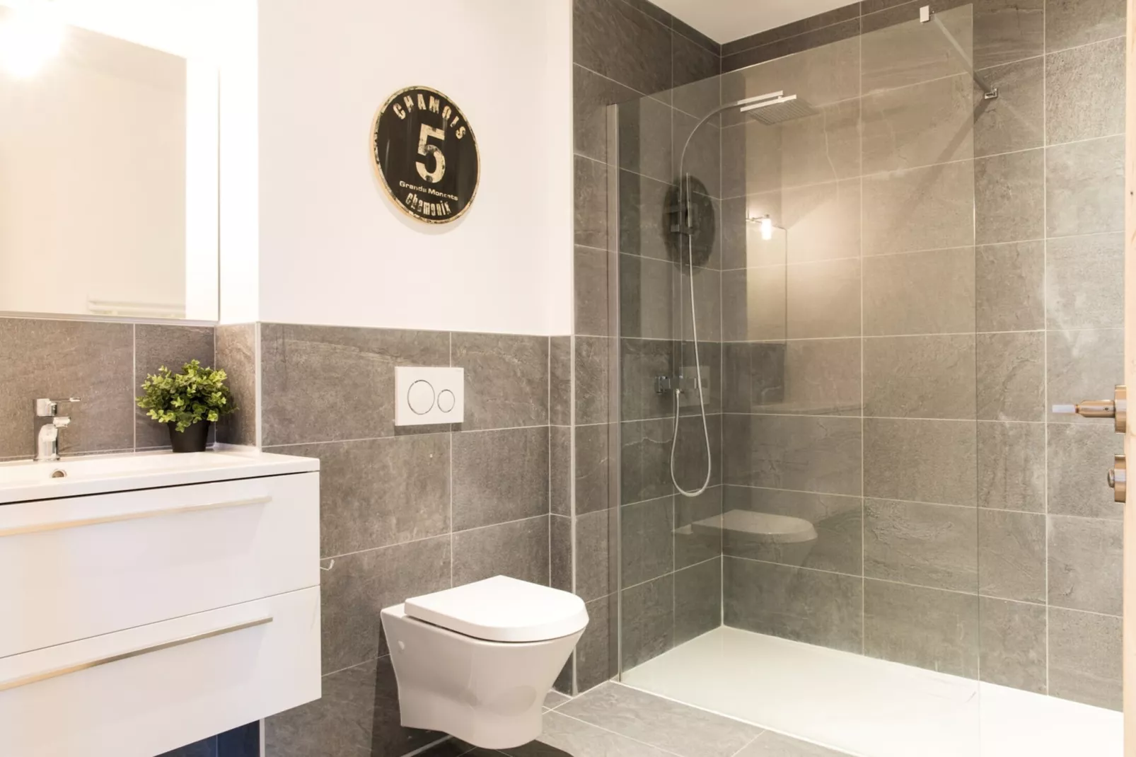 Chamois 3-Badezimmer