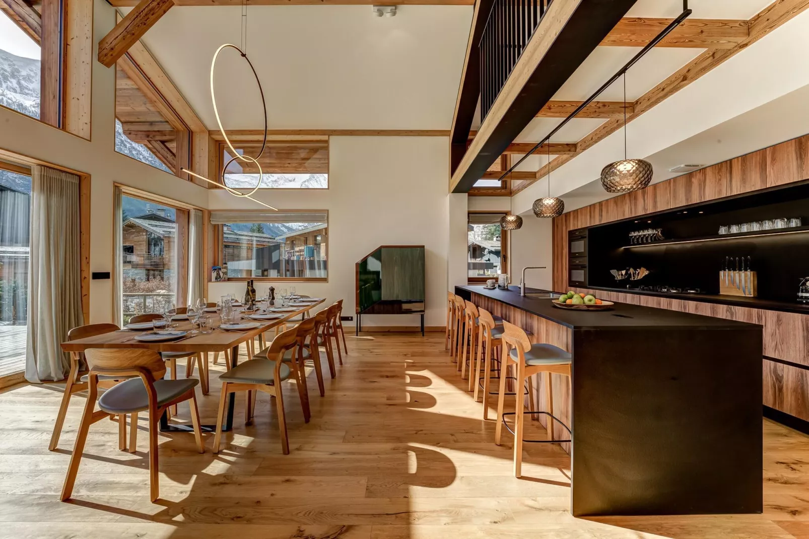 Trois Soeurs-Esszimmer