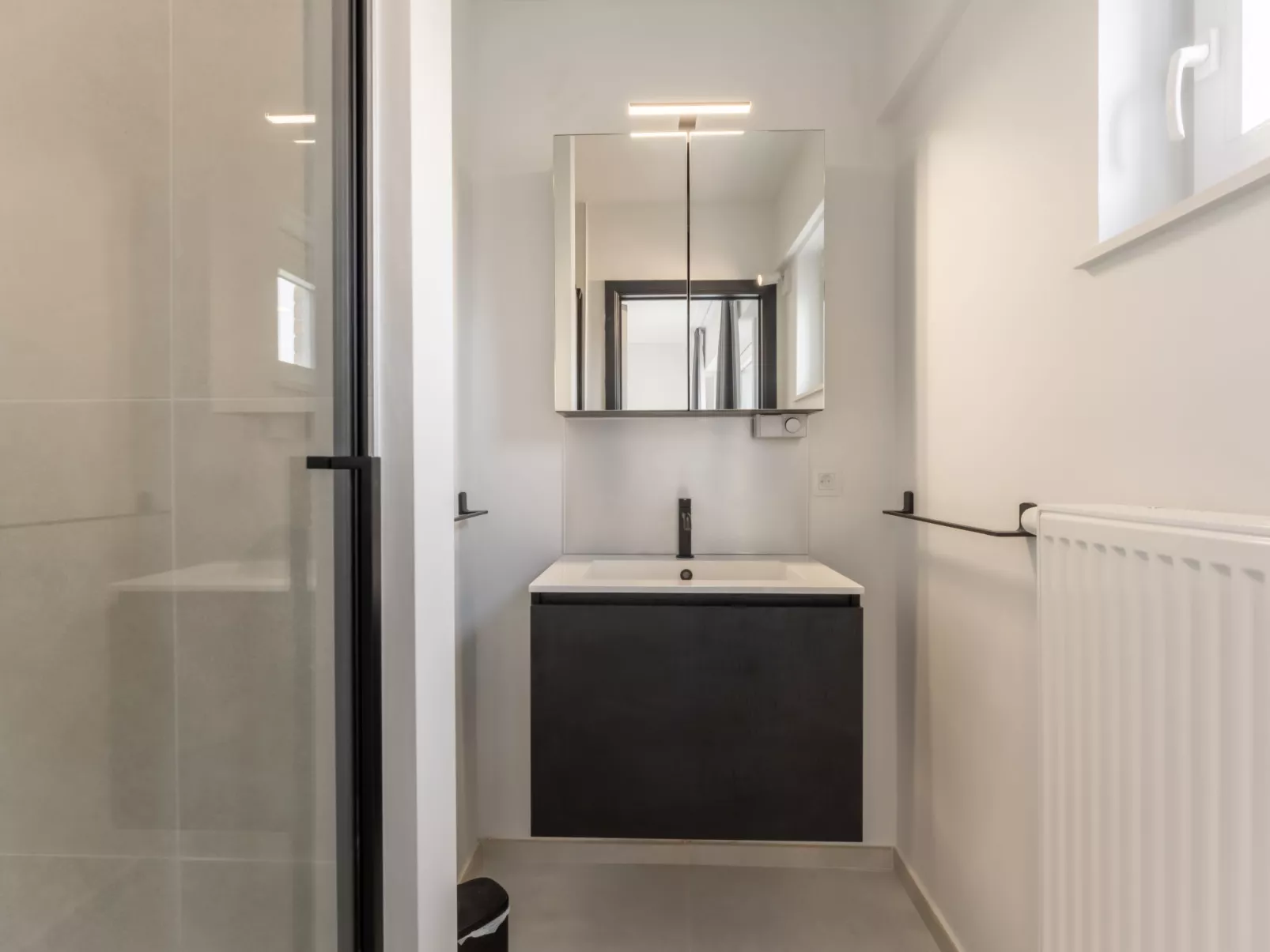 Ter Linde with two terraces-Drinnen