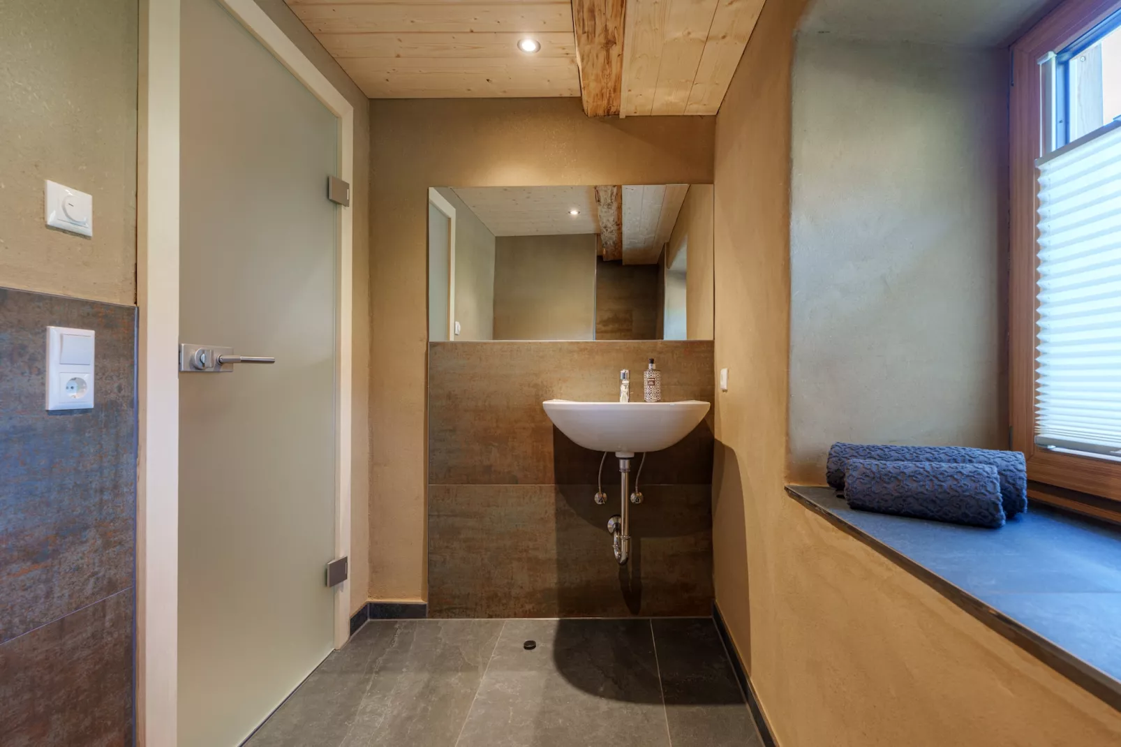 Klimbim Anna-Bathroom