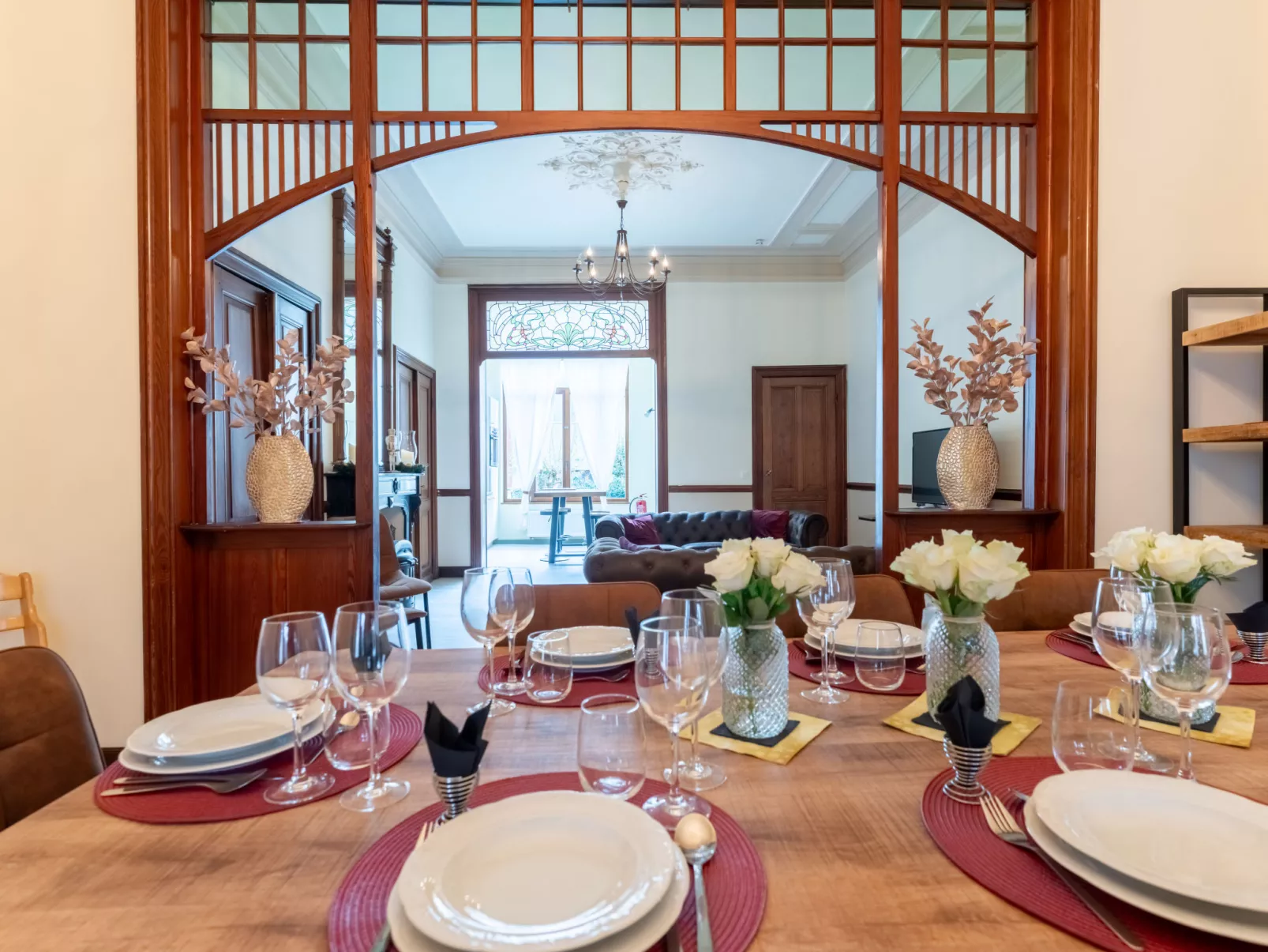 Notre Refuge - Your Belle Époque Escape-Dedans