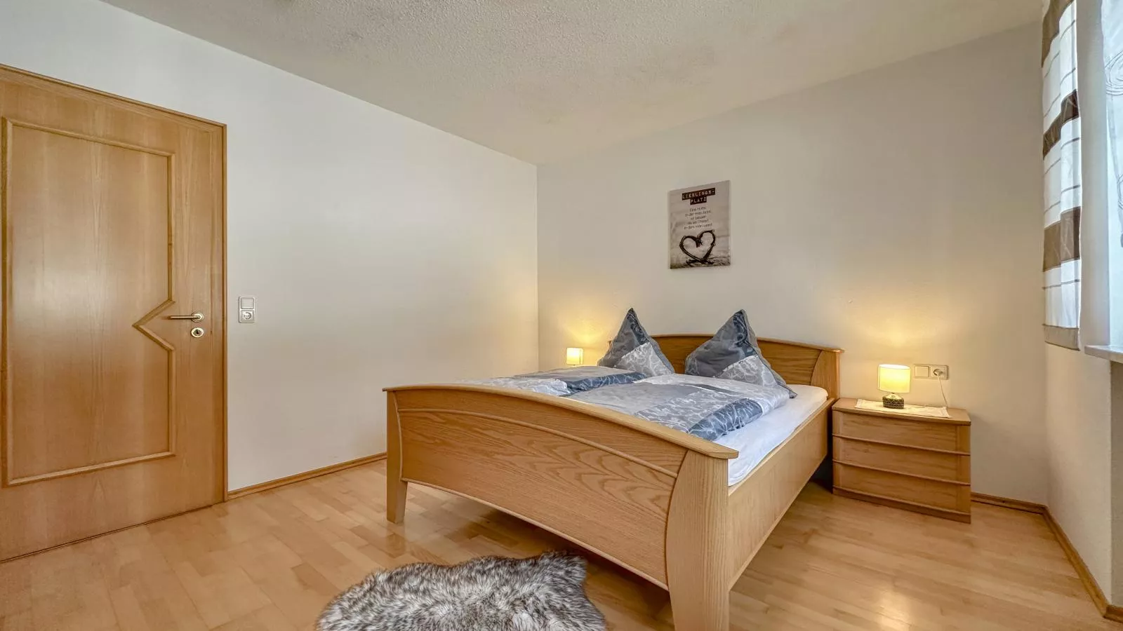 Sonnenwald-Schlafzimmer