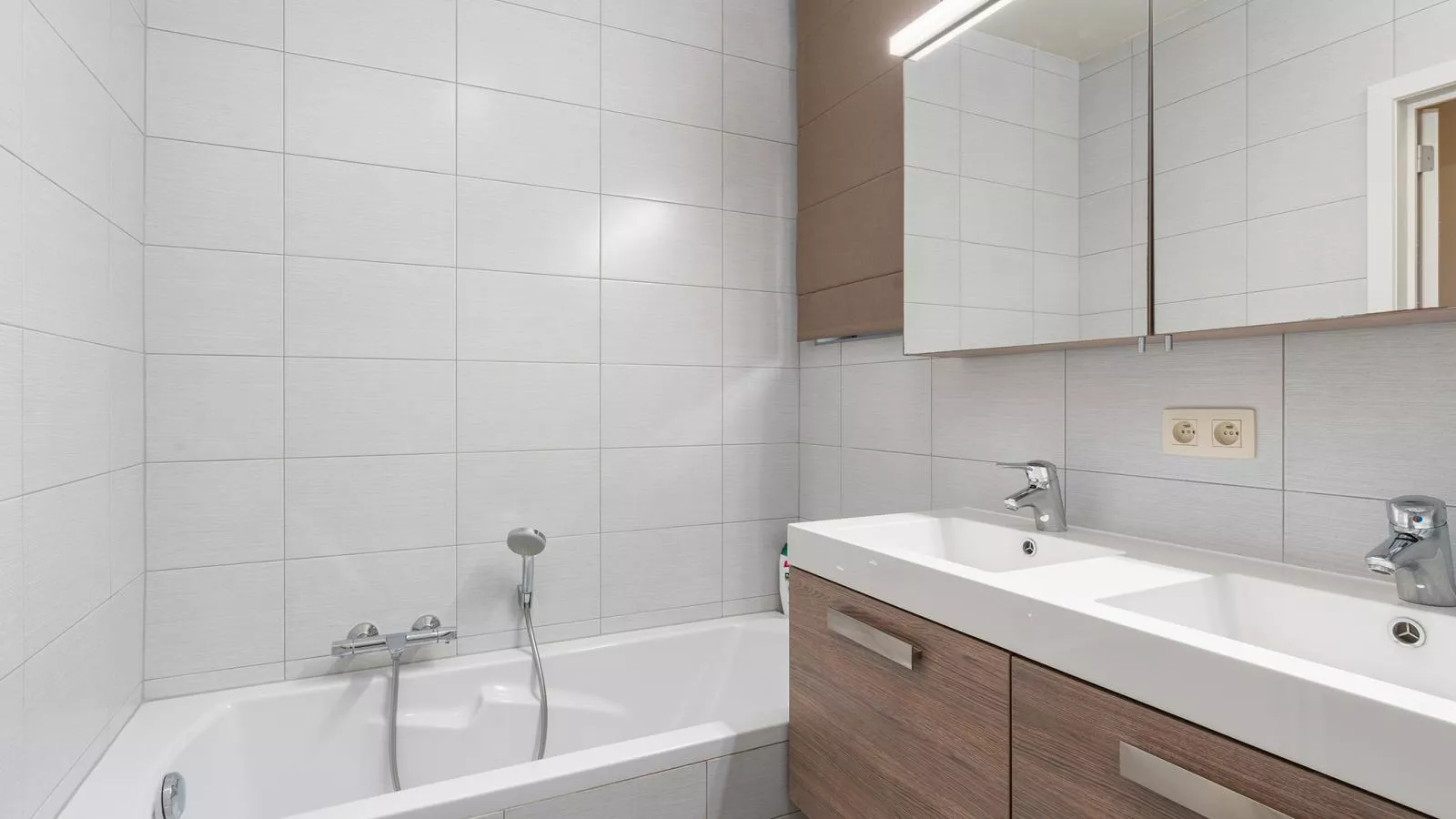 Zeetrapper - 001-Salle de bain