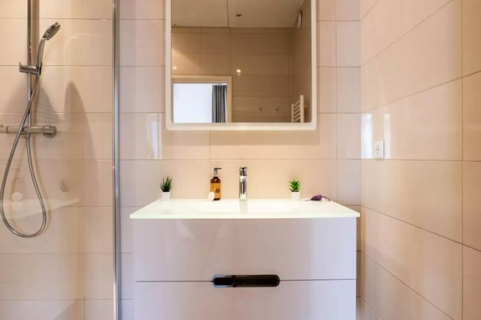 Résidence 3 Pièces Rue D’antibes à Deux Pas Du Palais Des Festivals-Nicht zugeordnet