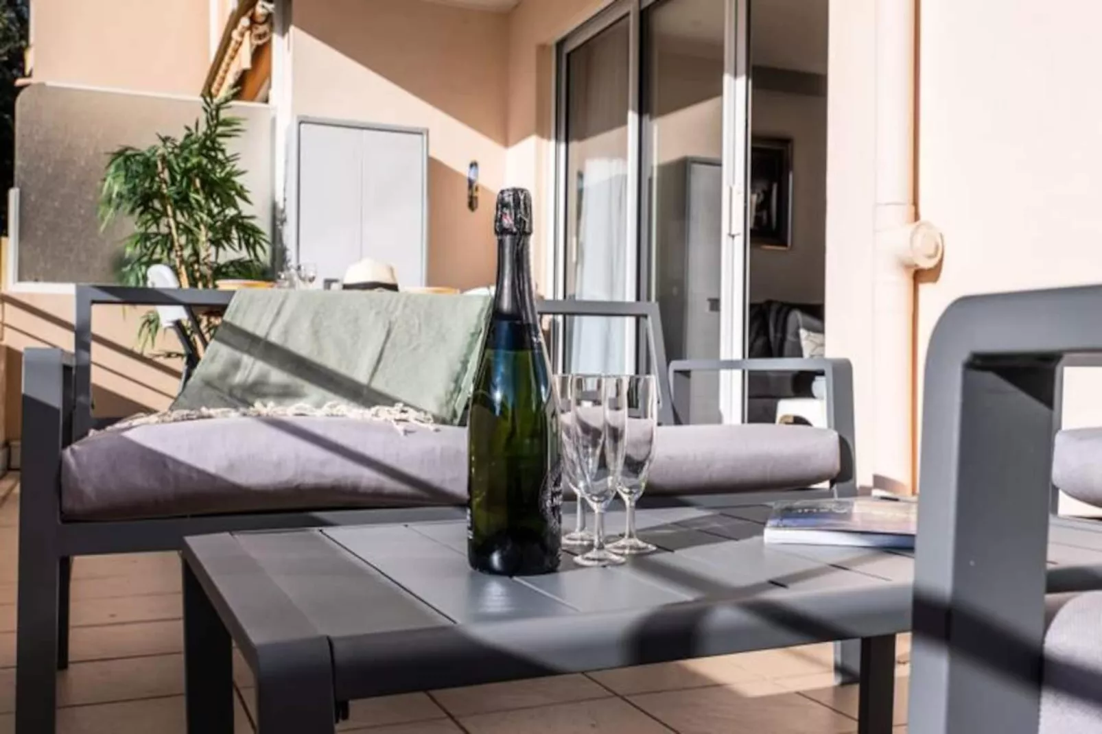 Résidence 3p Lumineux Avec Terrasse &agrave; 15min &agrave; Pied Du Palais-Untagged