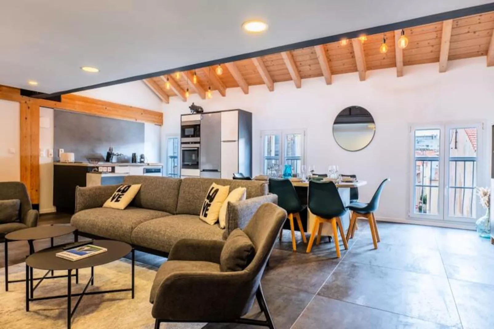 Résidence Duplex Spacieux En Plein Centre Ville-Untagged