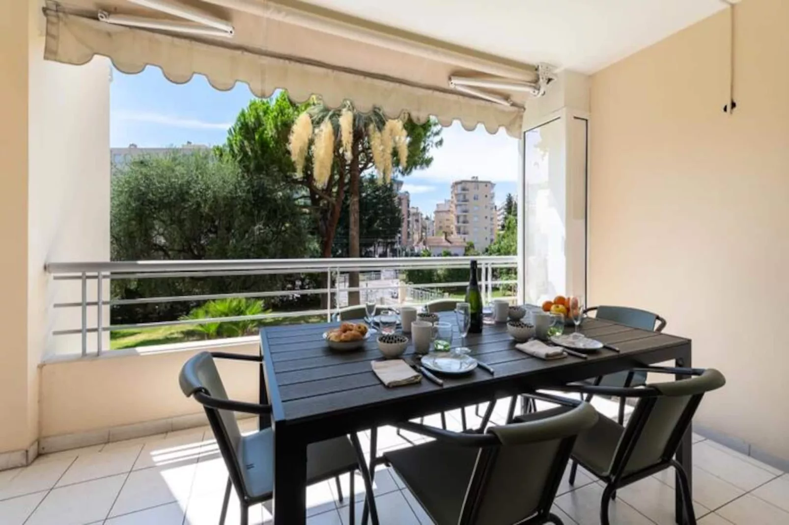 Résidence 2p Résidence Avec Piscine Et Garage, Proche Croisette-Non tagué