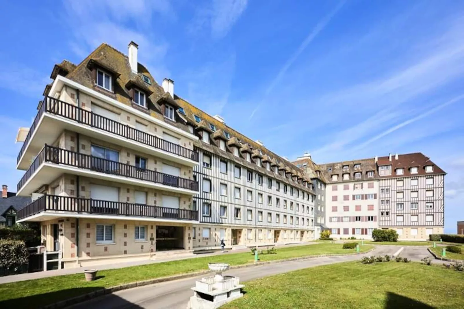 Appartement Ornano --Untagged